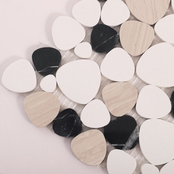 White and Black Flat Pebble Stone Mosaic Tiles