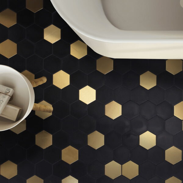 Black-and-gold-hexagonal-mosaic-tiles-on-the-floor-with-modern-bathroom-decor Large Mixed Metal Hexagon Floor Mosaic Tiles