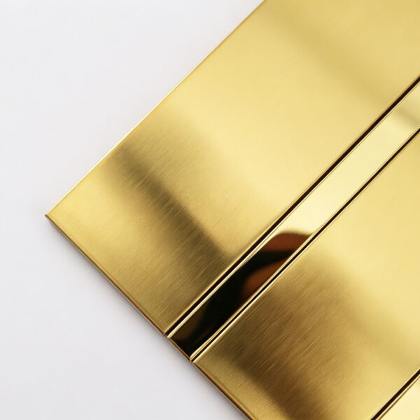 Gold Groutless Stainless Steel Mosaic Vertical Stacked Bar and Sitting Room Wall Tile